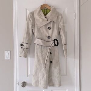 SOIA & Kyo Cream Checkered Plaid Funnel Neck Belted Trench Coat Size Medium